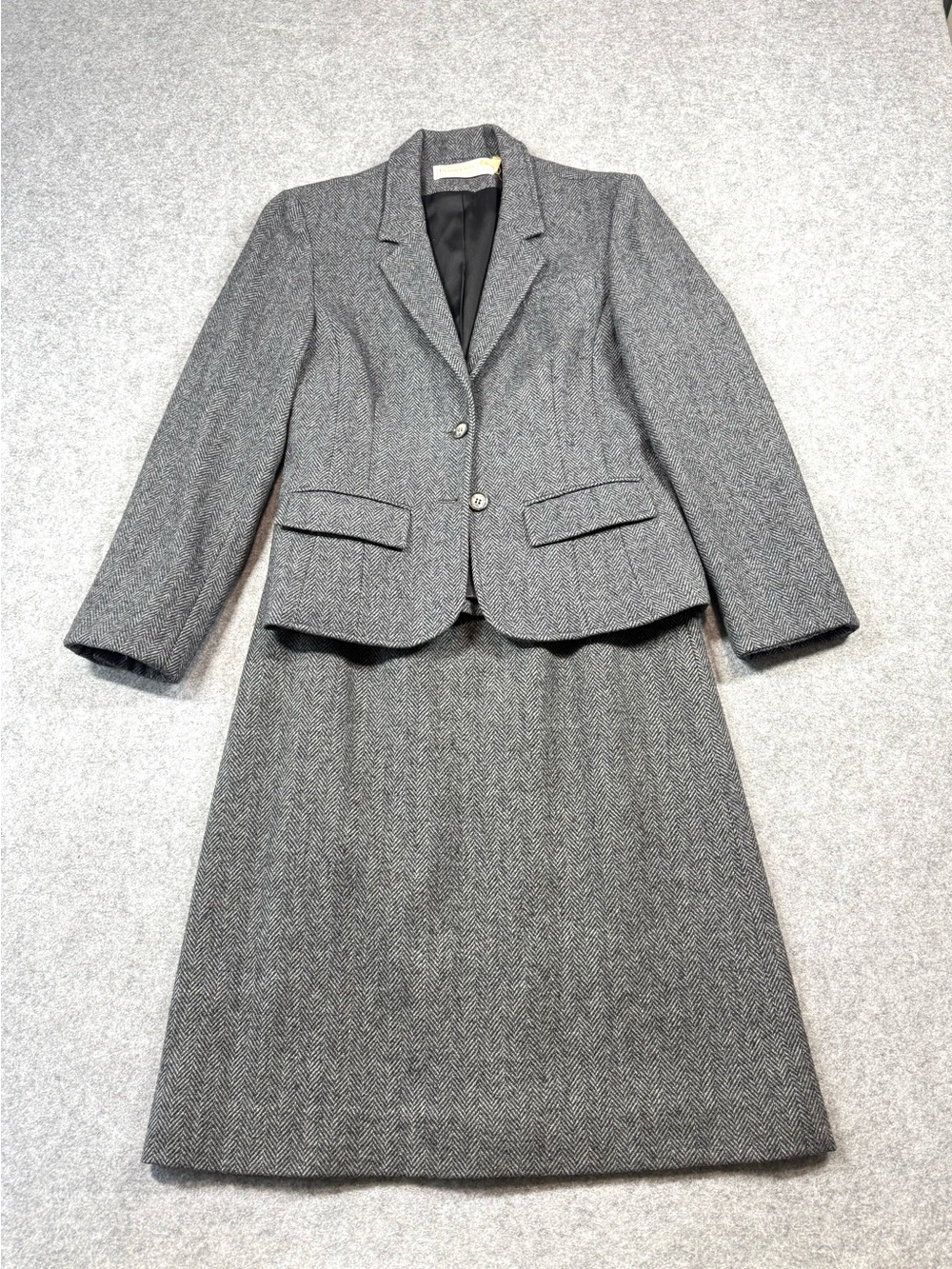 Vintage Pendleton Gray Herringbone Virgin Wool Blazer & Skirt Suit Set Size 8